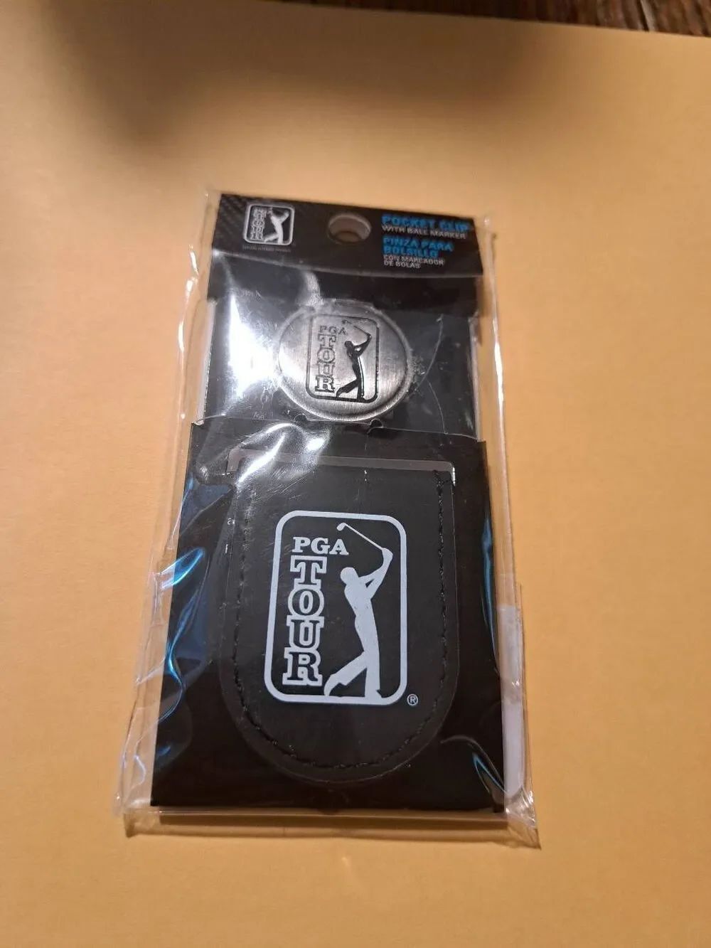 New PGA Tour Black Pocket Clip with Ball Marker NWT Official Golf Accessory